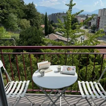 Calme Avec Vue A 20 Minutes De La Gare Apartmán